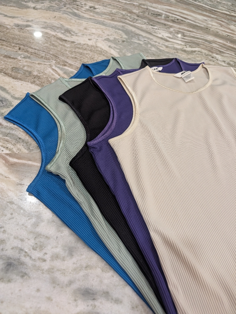 Alia Ribbed Tank Set - Picture 3 of 3